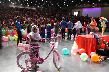 جشن ویژه ۱۵۰۰ کودک کار و خیابان در تهران برگزار شـد جشن ویژه ۱۵۰۰ کودک کار و خیابان در تهران برگزار شـد